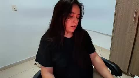 laura online show from 12-17-25, 01:55