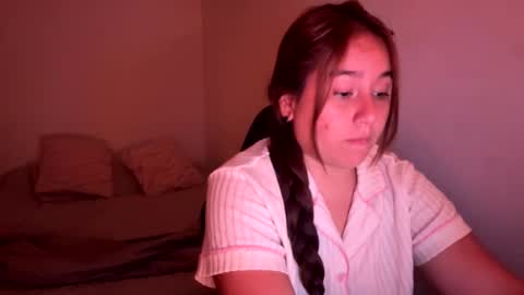 laura online show from 04-05-26, 01:14