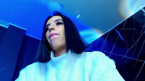 Snapshot of laura_hentai chatting on 12-11-24, 04:20 Laura online show from 12-11-24, 04:20