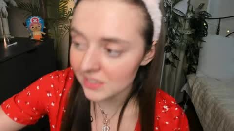 Snapshot of laura_mutti chatting on 05-30-26, 04:04 Samantha online show from 05-30-26, 04:04