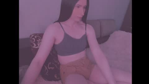laura_night_byte online show from 06-17-26, 05:32