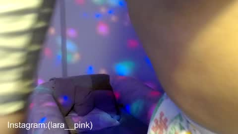 laura_pink01 online show from 01-28-25, 11:50