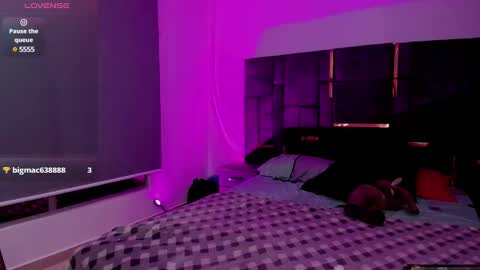 Laura Rose online show from 03-07-25, 02:57