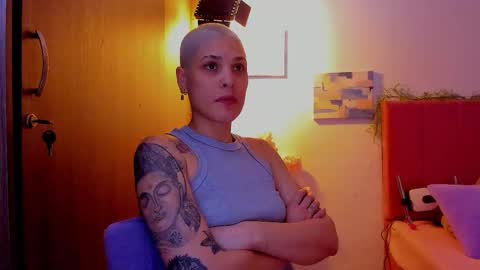 Laura Rose online show from 03-26-26, 06:41