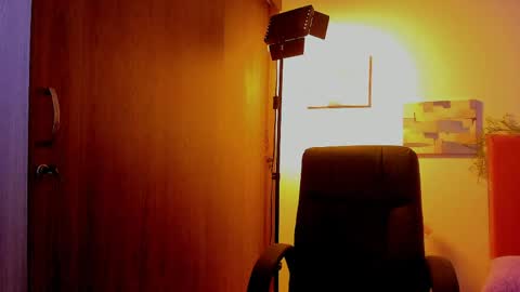 Laura Rose online show from 04-07-26, 12:33