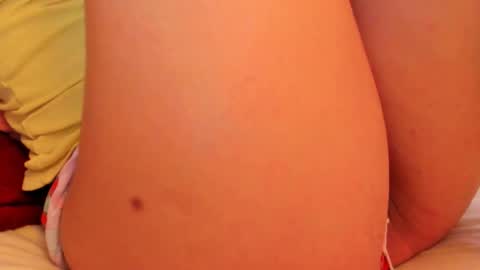 LAURA SOE online show from 11-08-25, 03:01