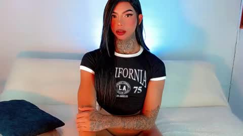 Snapshot of laura_sweet7 chatting on 02-22-25, 11:46 Laura online show from 02-22-25, 11:46