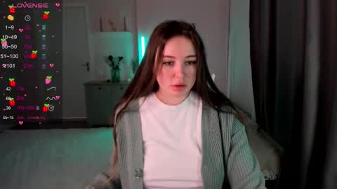 Snapshot of lauraa_collins chatting on 03-16-26, 01:00 kate online show from 03-16-26, 01:00