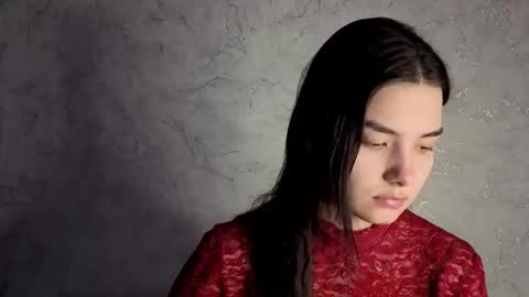 Laura online show from 02-02-26, 11:31