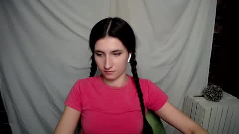 Laura online show from 02-11-25, 12:27