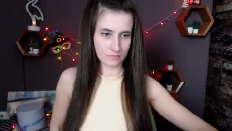 Laura online show from 02-28-25, 09:47
