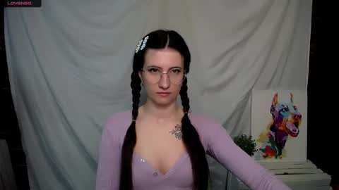 Laura online show from 03-06-25, 08:19