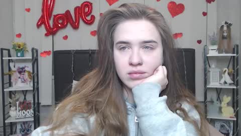 LauraHlot online show from 02-10-26, 08:02