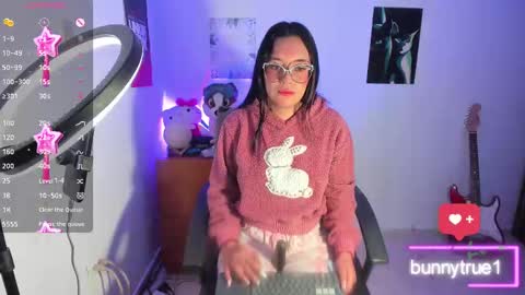 Snapshot of lauraohana chatting on 03-12-25, 08:30 lauraohana online show from 03-12-25, 08:30