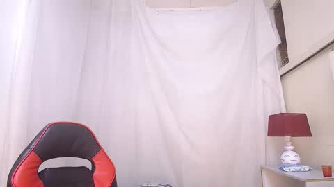 Laura Sofia online show from 03-13-26, 06:25