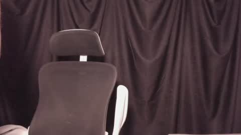 Snapshot of laureent__ chatting on 07-08-26, 03:55 Laureent online show from 07-08-26, 03:55