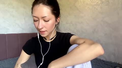 laurelimaino online show from 06-29-26, 01:11