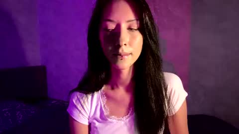 laurelimaino online show from 08-04-26, 04:20
