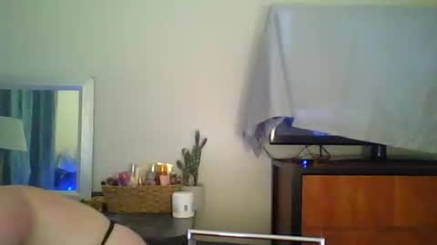 Lauren online show from 09-23-25, 09:23