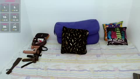 Lauren online show from 04-05-26, 07:33