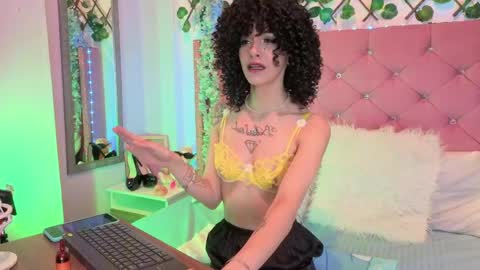 Lauren evans9 online show from 04-29-26, 01:43