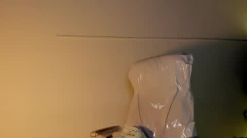 Lauren online show from 04-06-26, 05:58