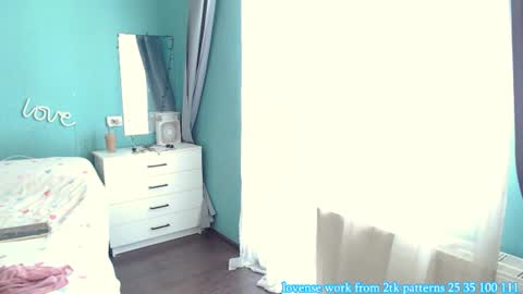 Snapshot of laurenceandviolette chatting on 07-30-26, 07:07 laurenceandviolette online show from 07-30-26, 07:07
