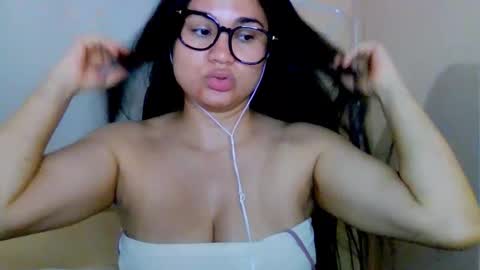 onlyfan laureng7 - 7 laureng2 online show from 12-02-25, 04:57