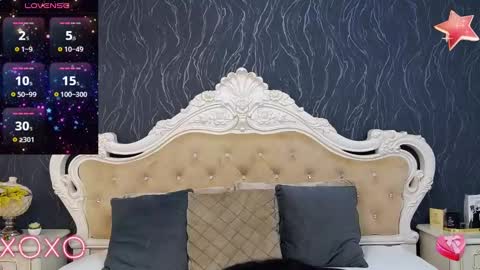 Snapshot of laurenjenssen chatting on 02-05-25, 08:32 Laura online show from 02-05-25, 08:32