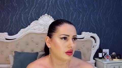 Laura online show from 12-03-25, 03:54