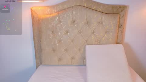 laurenn_smitth online show from 04-01-26, 01:01