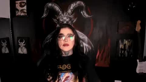 Snapshot of laurenrousexx chatting on 06-20-26, 07:00 LAUREN INDEPENDENT MODEL HELP ME REACH 100 LIKES PLS online show from 06-20-26, 07:00