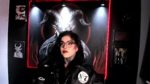 Snapshot of laurenrousexx chatting on 07-24-26, 02:20 LAUREN INDEPENDENT MODEL HELP ME REACH 100 LIKES PLS online show from 07-24-26, 02:20