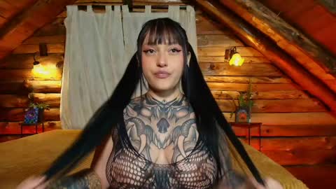 Lauren and Cristopher online show from 04-18-26, 04:05