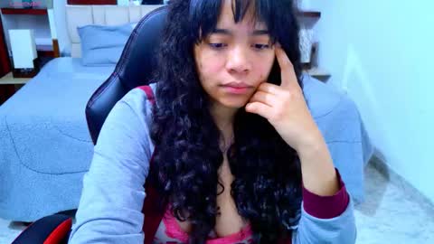 laurent online show from 11-13-25, 03:27