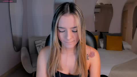 Laurent Rosse  online show from 04-15-26, 08:20