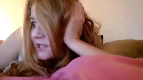 lauriehotxxx online show from 10-12-25, 05:23