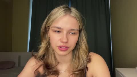 Bella online show from 04-09-26, 11:26