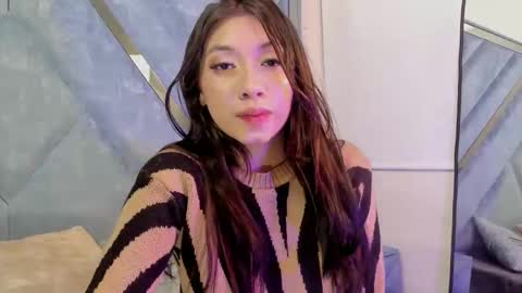 Snapshot of laurynandnarem chatting on 03-27-26, 05:46 Laury and Narem online show from 03-27-26, 05:46