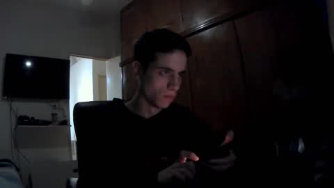 Snapshot of lauti_twink chatting on 06-09-26, 01:28 Lautaro online show from 06-09-26, 01:28