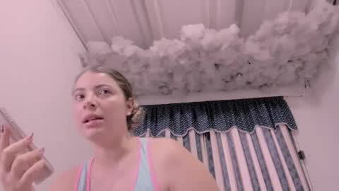 Lauu G online show from 11-27-25, 10:50