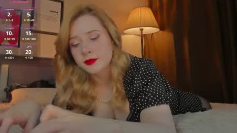 Snapshot of lavender_tender chatting on 06-19-26, 09:18 Lav online show from 06-19-26, 09:18