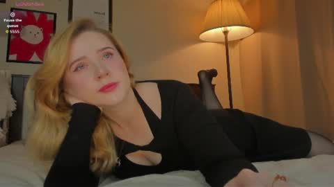 Snapshot of lavender_tender chatting on 07-24-26, 09:13 Lav online show from 07-24-26, 09:13