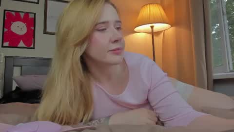 Snapshot of lavender_tender chatting on 08-01-26, 04:45 Lav online show from 08-01-26, 04:45