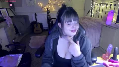 Lavenderrzz online show from 02-21-26, 08:54