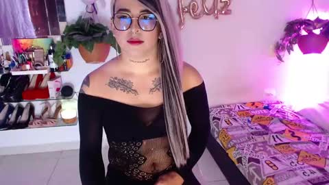 Cristina online show from 11-14-25, 11:13