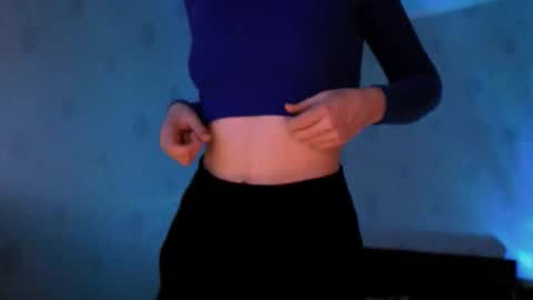 Snapshot of lavinda_lin chatting on 11-01-25, 08:27 Lavinda online show from 11-01-25, 08:27