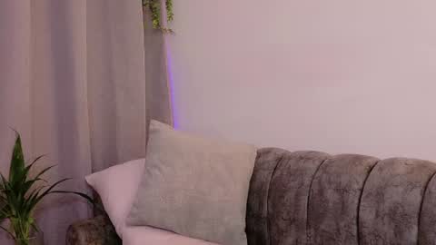 laya online show from 07-03-26, 03:13