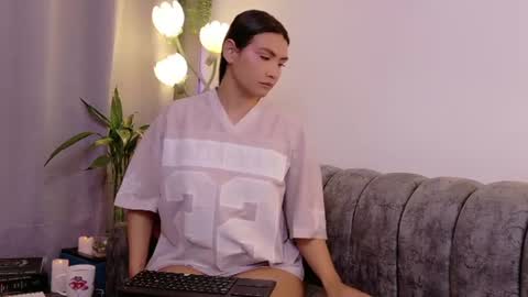 laya online show from 07-23-26, 03:15