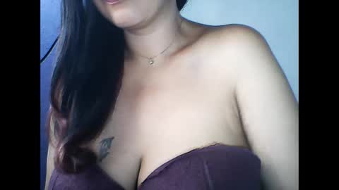 layanah12 online show from 03-22-26, 04:49